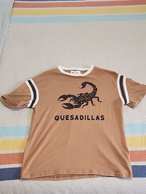 Quesadillas Graphic Short Sleeve Tee - Brown